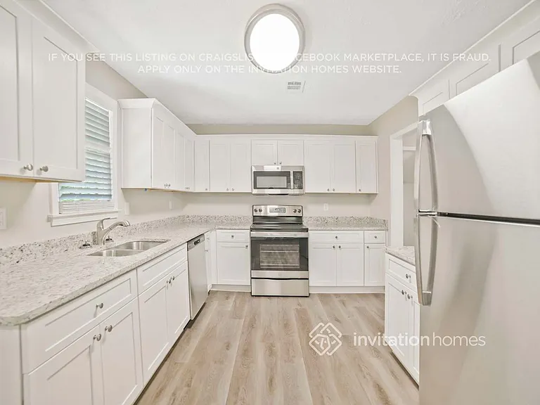 444 Mephisto Cir — Photo 6