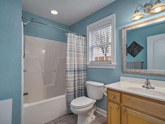 1st Floor Full Bath