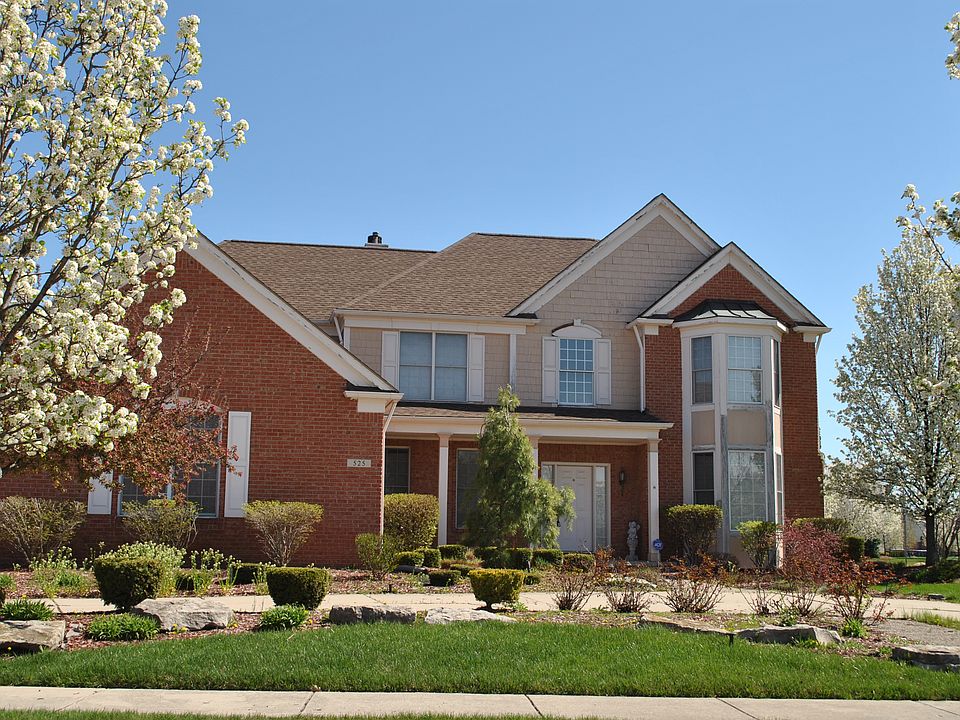 1st image of 525 Delaford Ct