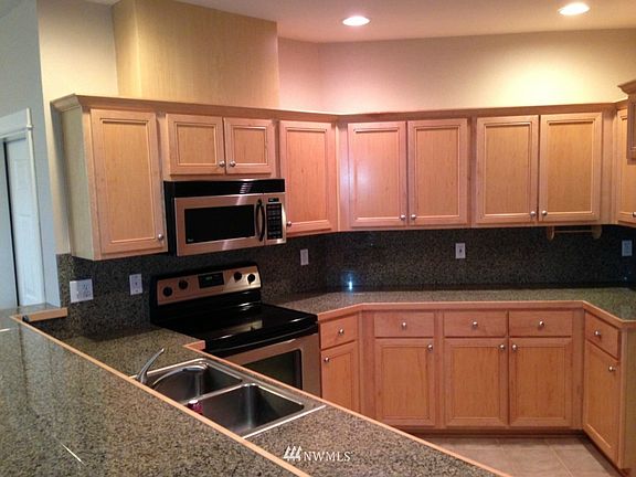 4th image of 7709 SE Fairway Avenue