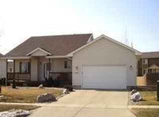 4321 N Alaska Ave, Sioux Falls, SD 57107