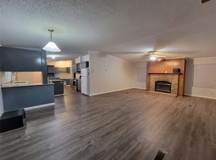 17717 Oaks Dr, New Caney, TX 77357