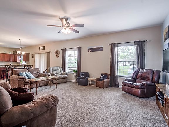 2nd image of 1708 Executive Way