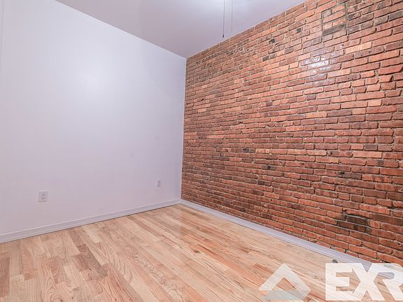 3rd image of 126 Jefferson Ave #2I