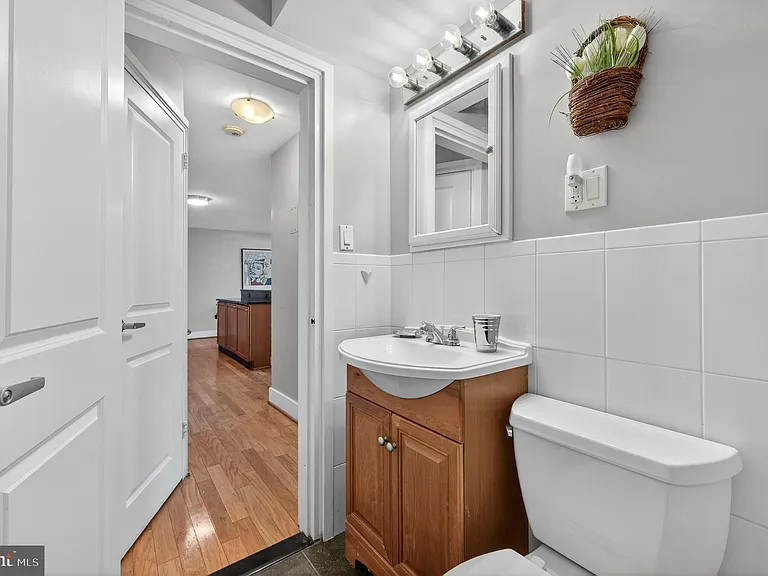 4840 Macarthur Blvd NW #408 — Photo 31