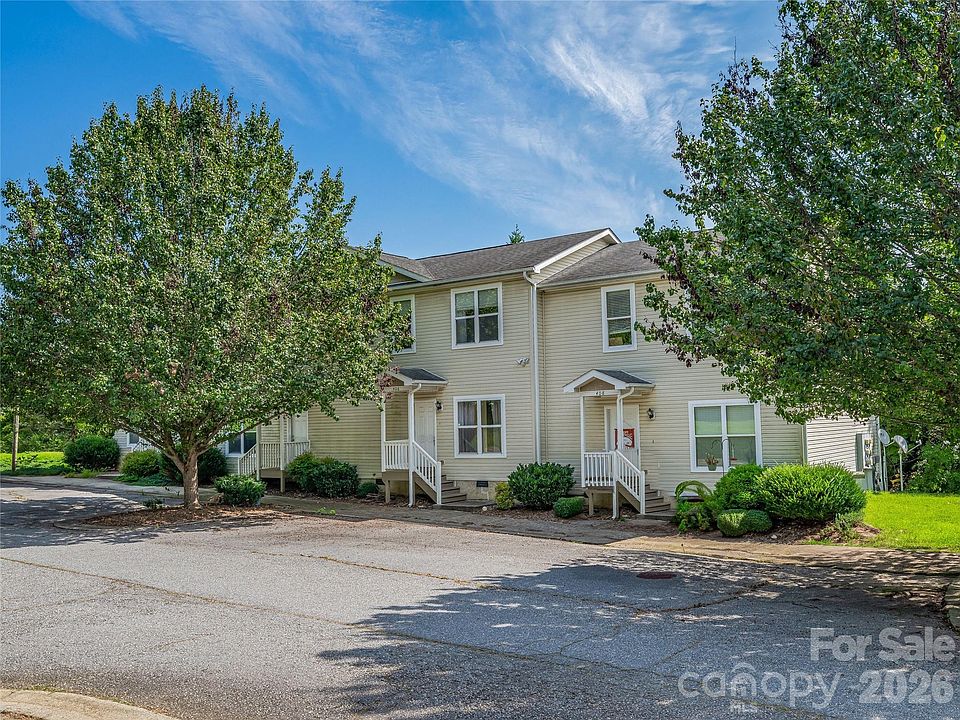 1st image of 404 Villas Ct