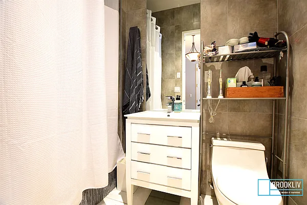 Rented by null | media 42