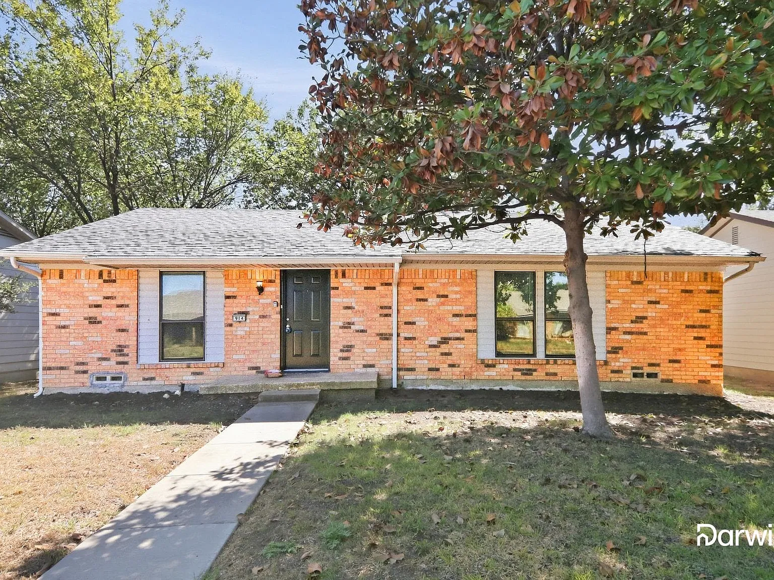 3 bed, 2.0 bath, 1260 sqft, $1,925 — Photo 1