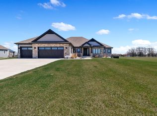 11649 Maplewood Pl, Cedar Lake, IN 46303