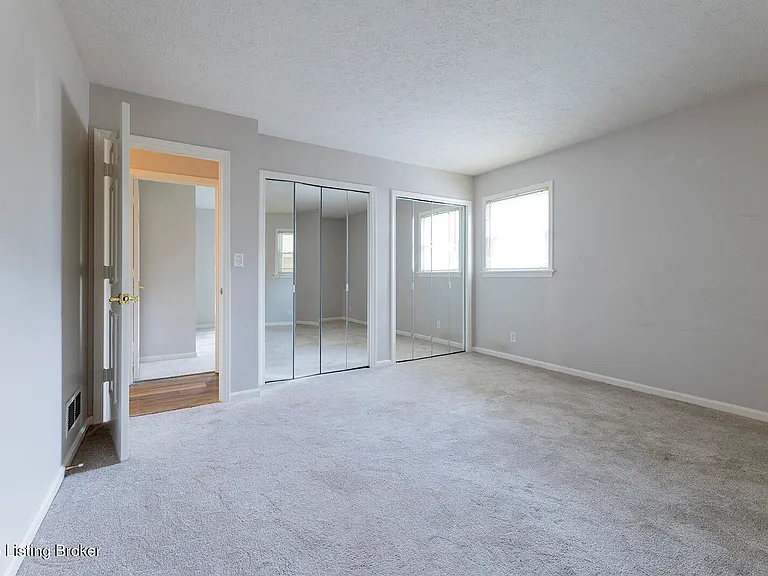 2901 Creekside Dr — Photo 20