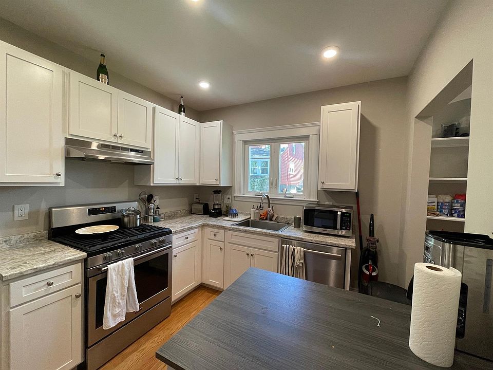 1st image of 15 Belmont Sq