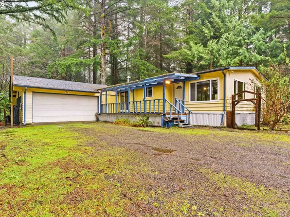 5585 Lakeview Dr, Florence, OR 97439