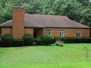 2375 Bellwood Dr, Pittsburgh, PA 15237