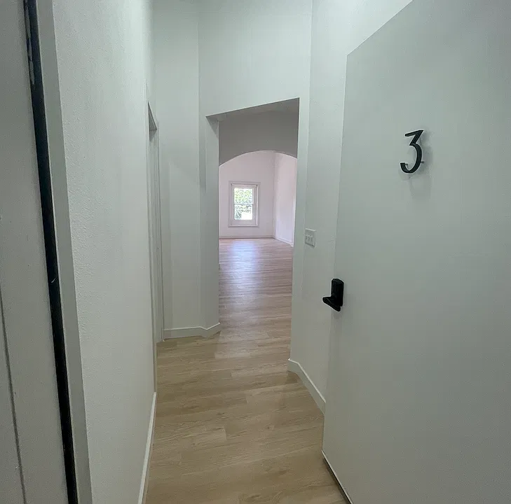 105 S Howard St #3