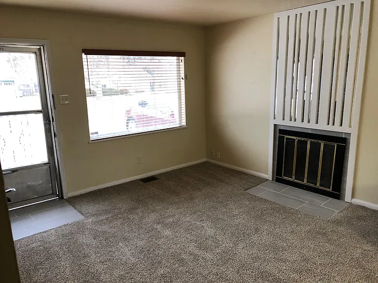 3064 S Fairfax St — Photo 2