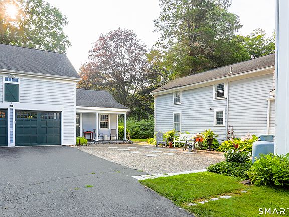 4th image of 93 Toddy Hill Road