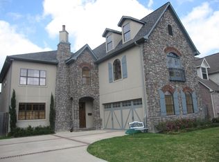 1013 Mulberry Ln, Bellaire, TX 77401