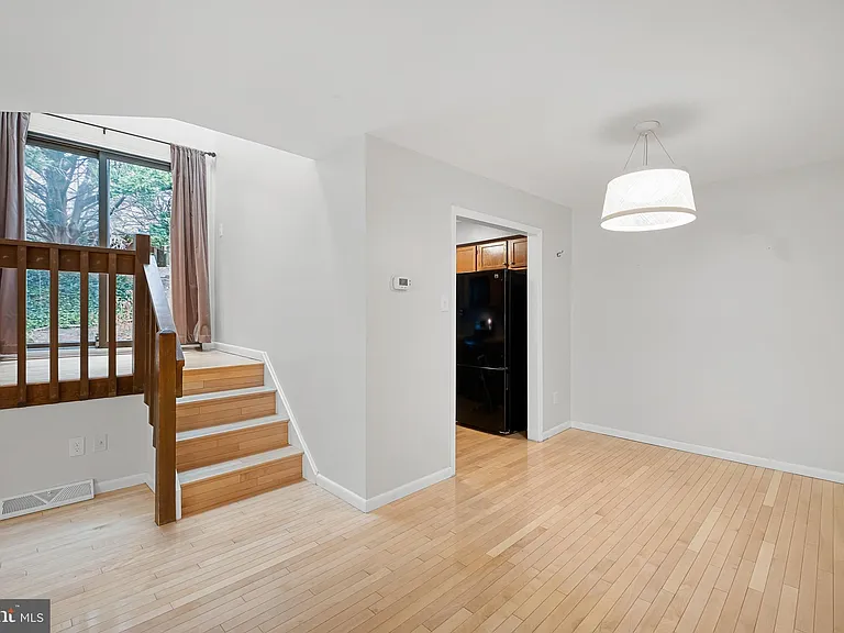 5552 Doral Dr — Photo 10