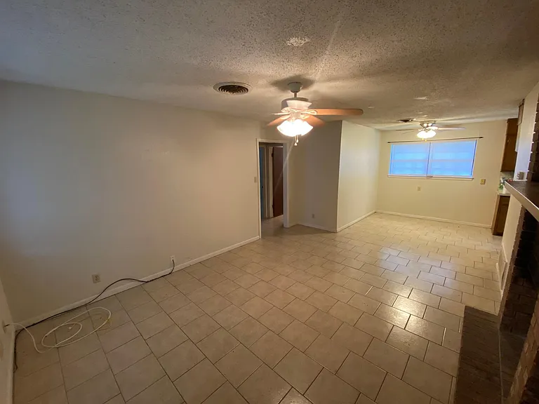 604 California St — Photo 3