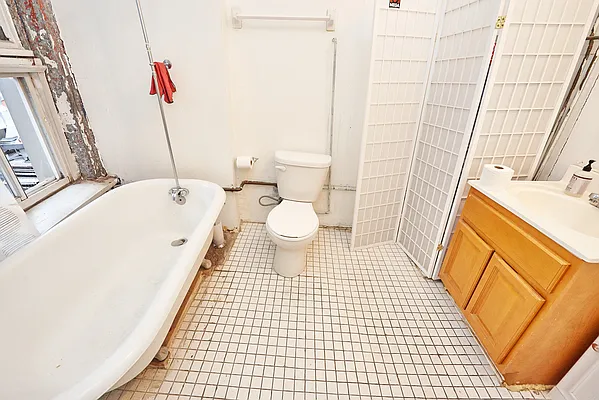 Rented by One Eleven Residential, Inc. | media 26