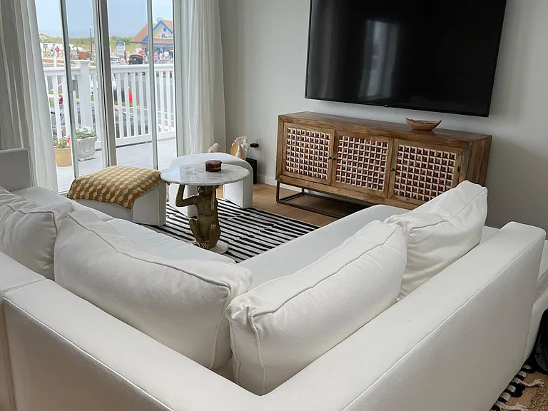 100 Ocean Ave #25 — Photo 4