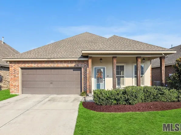 1024 Deer Pass Dr, Baton Rouge, LA 70820