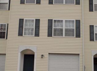 110 Sir Washington St, Inwood, WV 25428