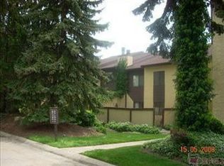 997 Hampton Ridge Dr, Akron, OH 44313