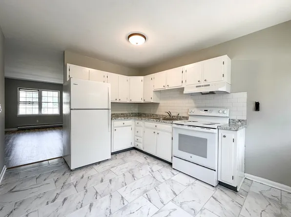 Second Street Apartments