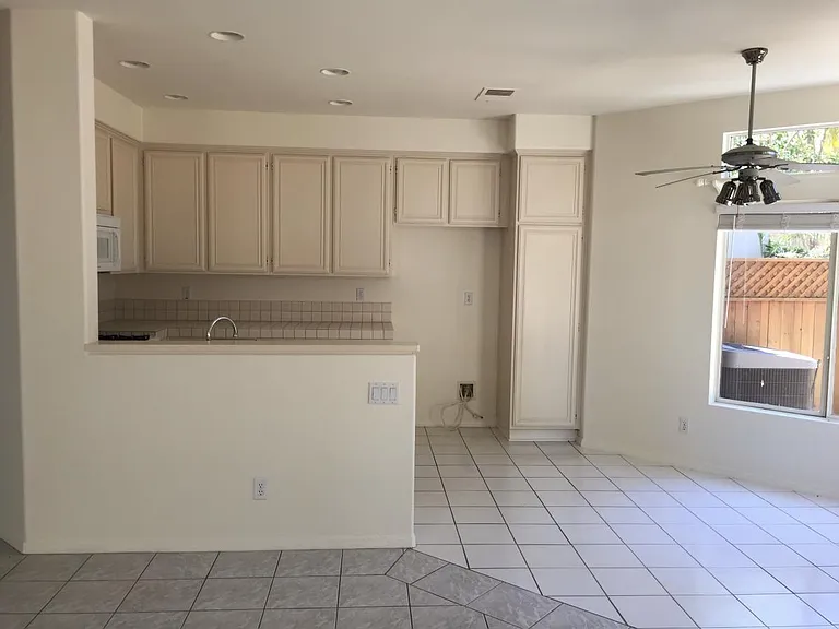 8207 E White Fir Ln — Photo 4