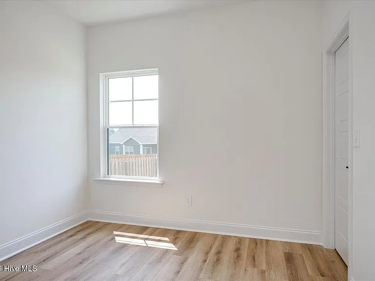 814 Sweetgrass Cir — Photo 15