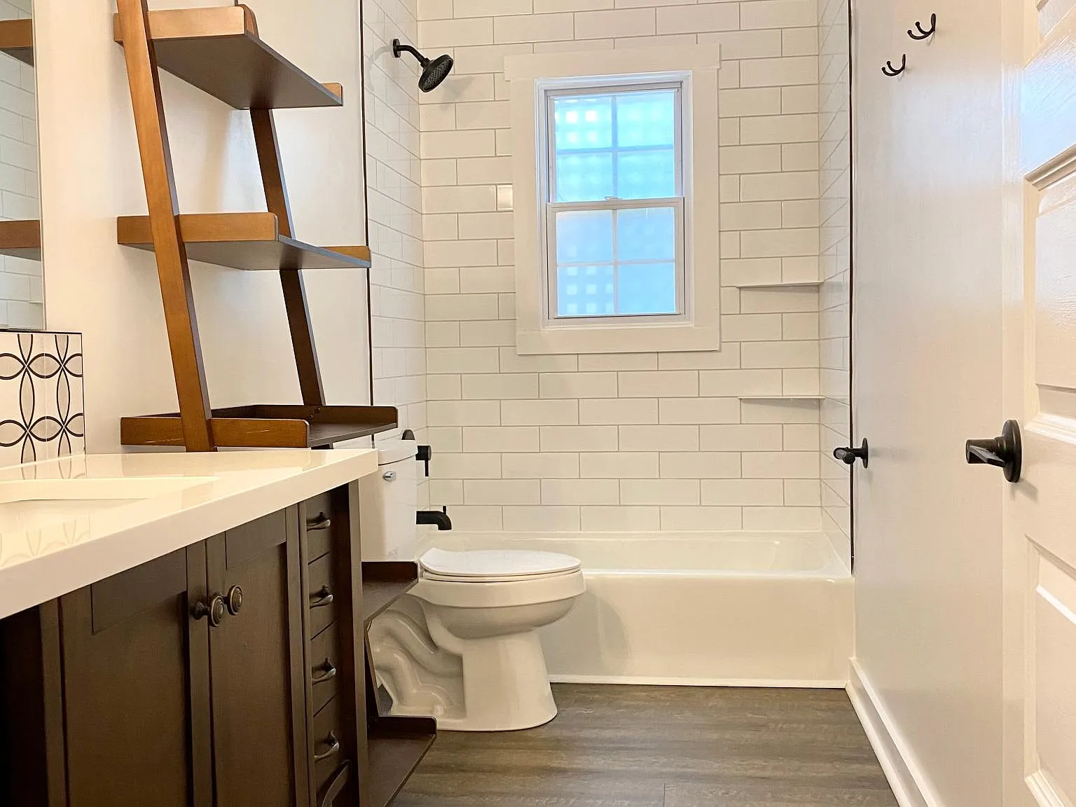 2 bed, 800 sqft, $1,800 — Photo 3