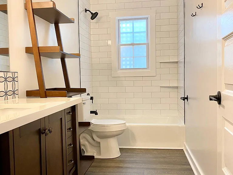 82 Bradley Branch Rd — Photo 3