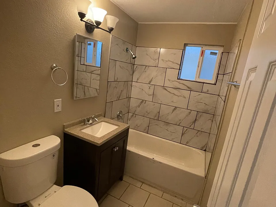 1000 Mojave Dr