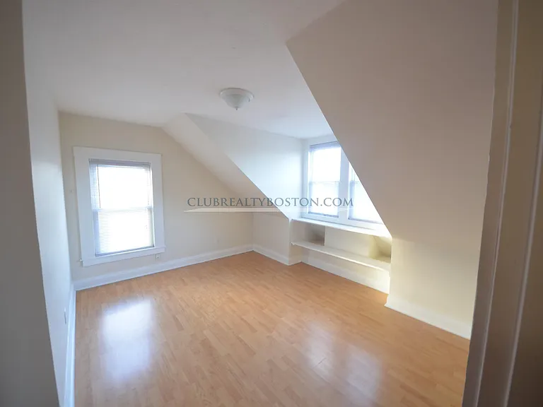 23 Cushing St #2 — Photo 18