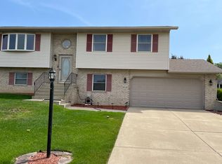 13443 Finch Ct, Cedar Lake, IN 46303