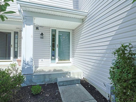 2nd image of 6385 Pinehurst Ln