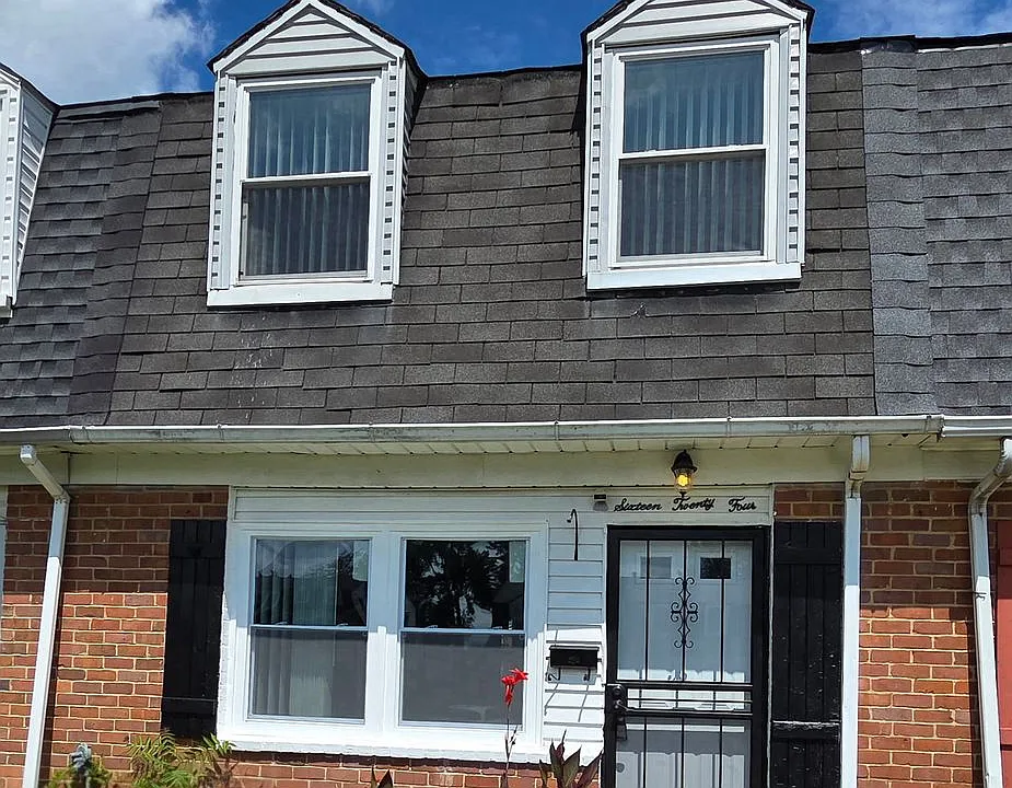 1624 Lyle Ct
