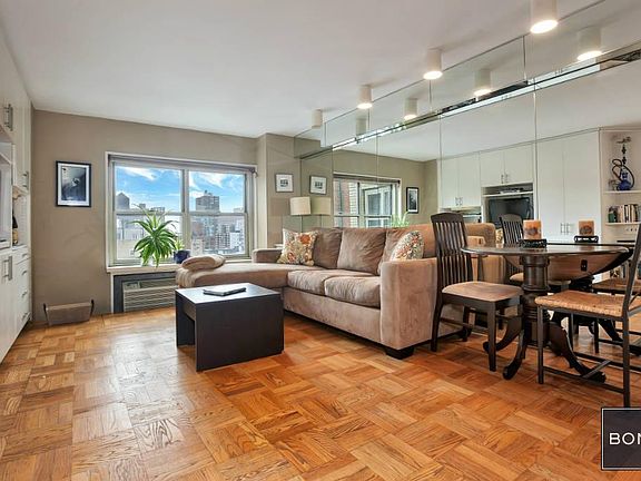 3rd image of 35 Park Ave APT 14J