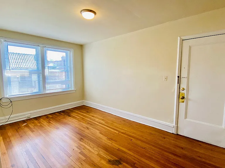 800 N. Sheppard St. — Photo 52