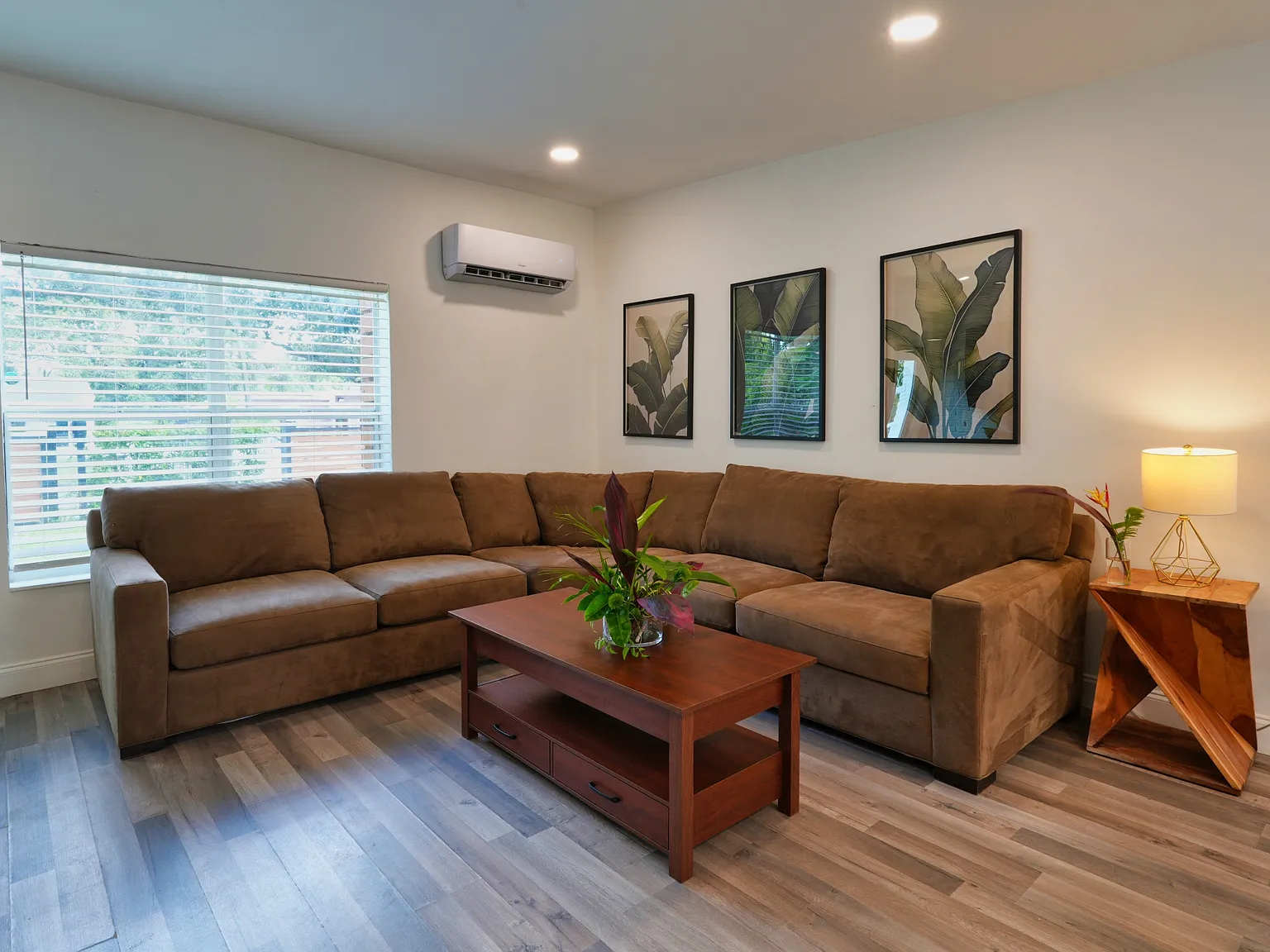 2 bed, 1099 sqft, $2,800 — Photo 4