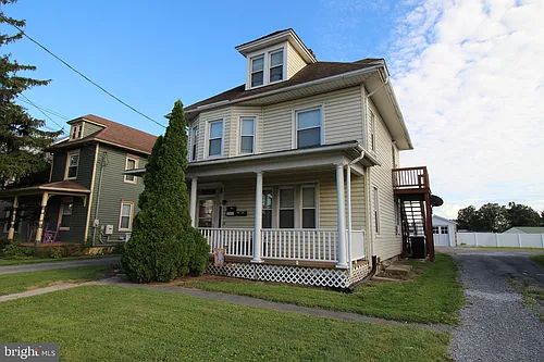 354 E Main St #A Photo 1