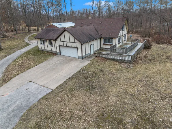 6022 E Three Mile Rd, White Cloud, MI 49349