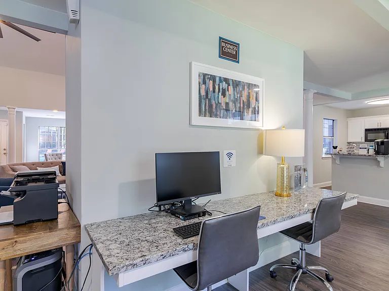 Colony at South Park — Photo 15