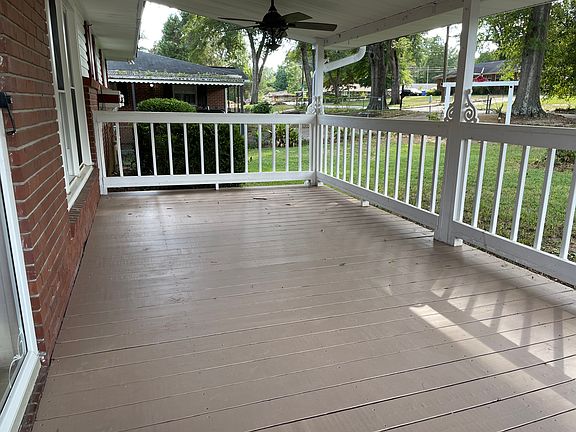 Front Porch 2 of 3