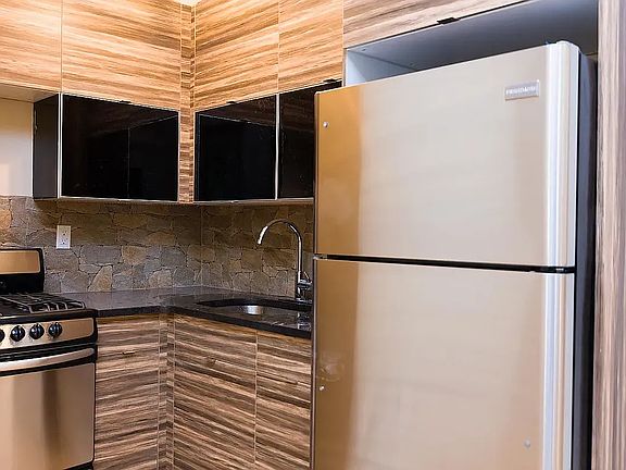 3rd image of 63 Bushwick Ave APT 1B