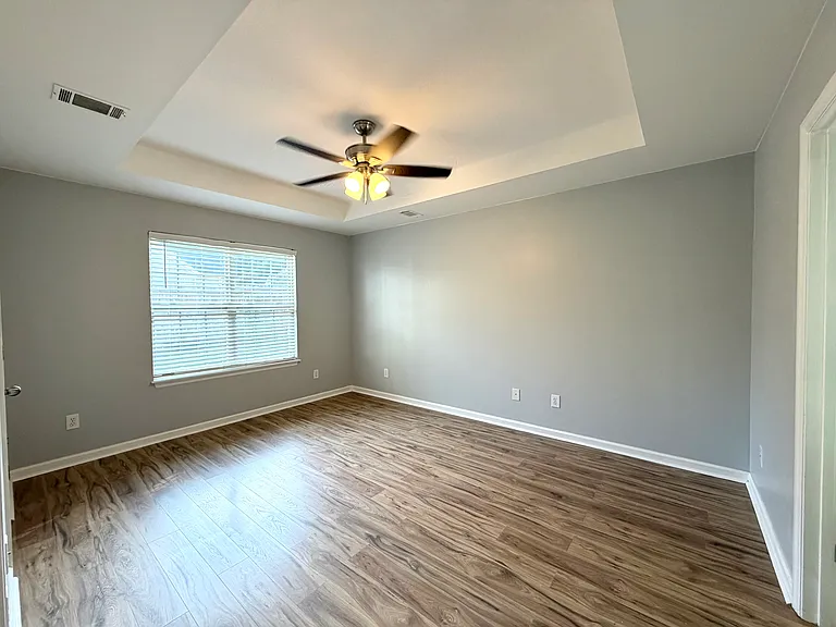 476 Connemara Trl — Photo 8