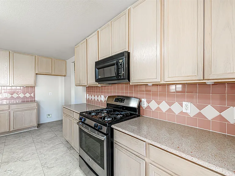 20926 Kenna Cove Ln — Photo 19