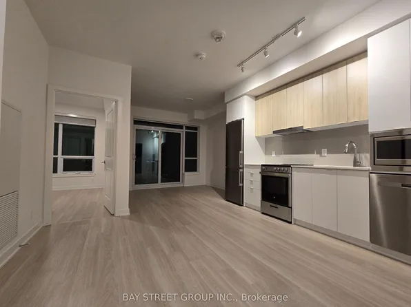 50 Upper Mall Way, Vaughan, ON