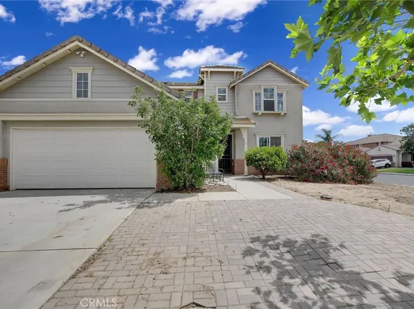 1447 Birmingham Dr, Perris, CA 92571